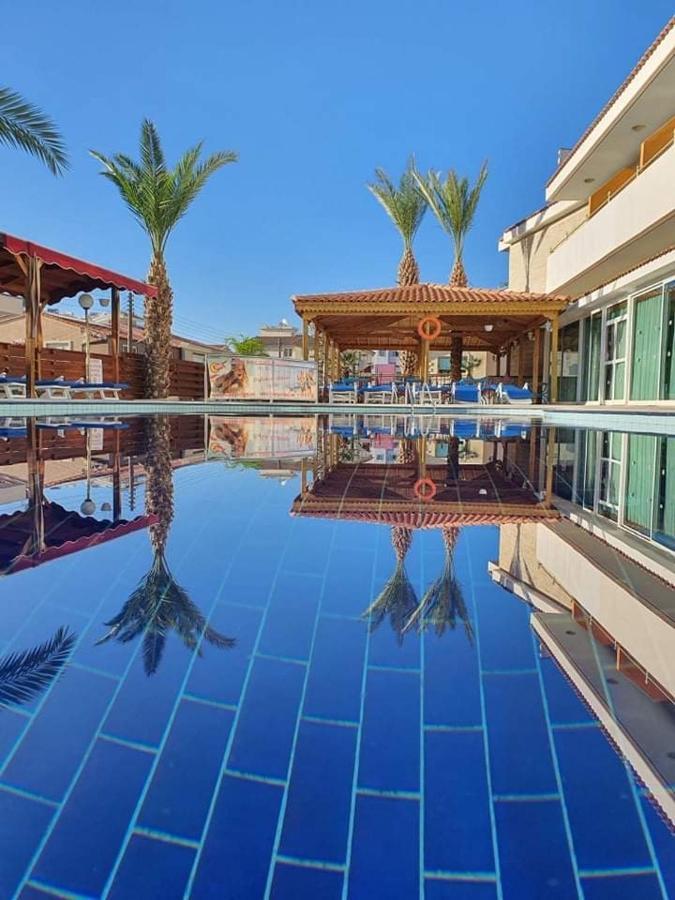 M. Moniatis Hotel Limassol Kültér fotó