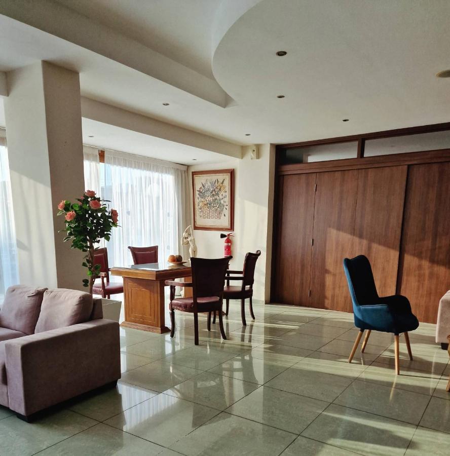 M. Moniatis Hotel Limassol Kültér fotó