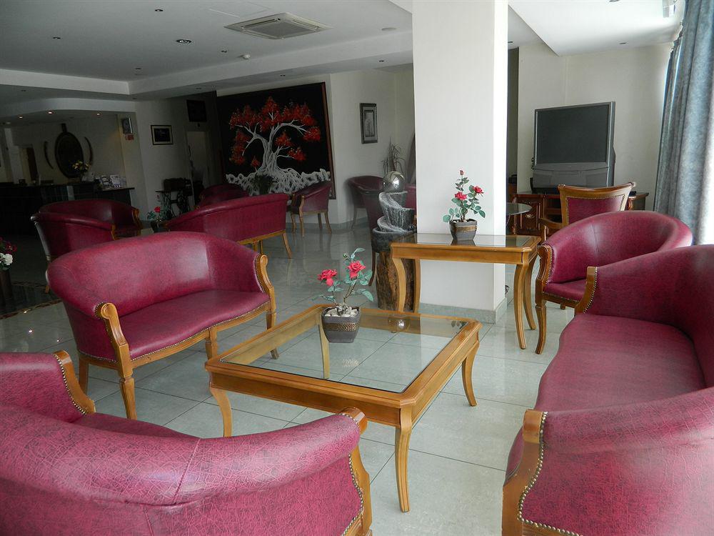 M. Moniatis Hotel Limassol Kültér fotó